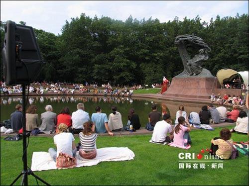 瓦津基公园肖邦音乐会 瓦津基公园肖邦音乐会