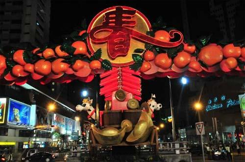 2010年牛车水农历新年亮灯