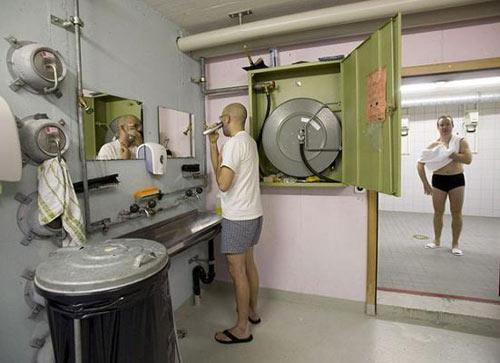 酒店公用的盥洗室