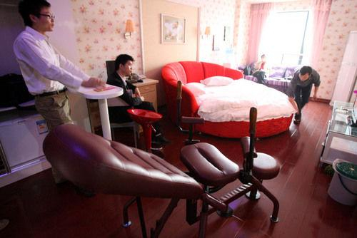 情趣房的一切都围绕“性”来设计 情趣房的一切都围绕“性”来设计