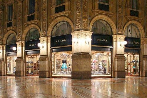 Prada 精品店