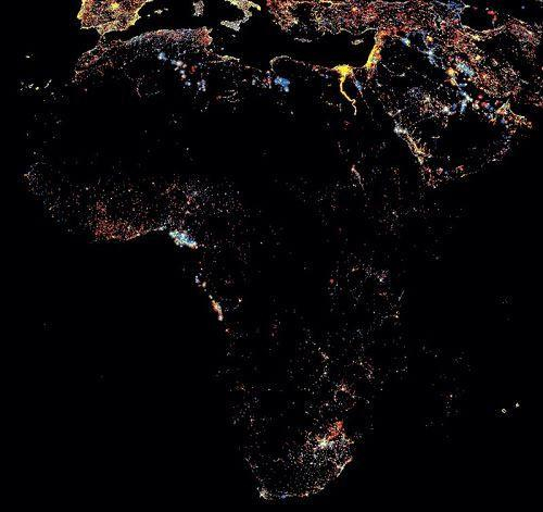 卫星拍摄的地球夜景