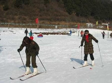 牧户关滑雪场