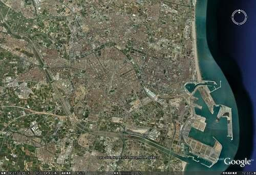 感谢google earth让我们能从上帝的视角看这个城市。