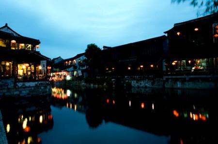 点击图片进入下一页