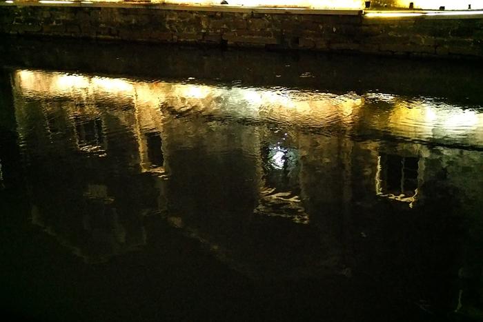 <a href='http://travel.sina.com.cn/suzhou-lvyou/?from=b-keyword' >苏州</a><a href='http://travel.sina.com.cn/suzhou_pingjianglu1-lvyou/?from=b-keyword' >平江路</a>:回忆里的缠绵诗意