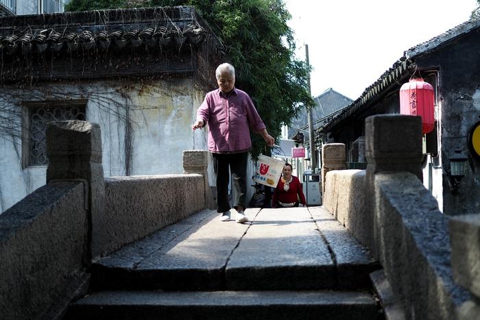 <a href='http://travel.sina.com.cn/suzhou-lvyou/?from=b-keyword' >苏州</a><a href='http://travel.sina.com.cn/suzhou_pingjianglu1-lvyou/?from=b-keyword' >平江路</a>:回忆里的缠绵诗意