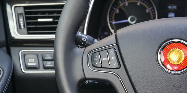 2017款红旗H7 2.0T自动豪华型