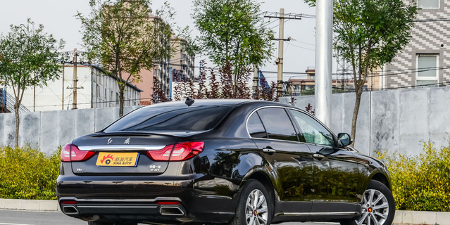 2017款红旗H7 2.0T自动豪华型