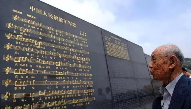 他从日本太君变成了日本老八路
