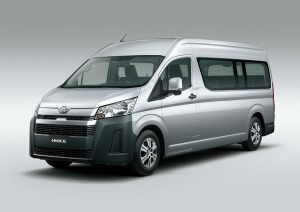 15年终于等到你，丰田发布2019款HIACE，还长“鼻子”