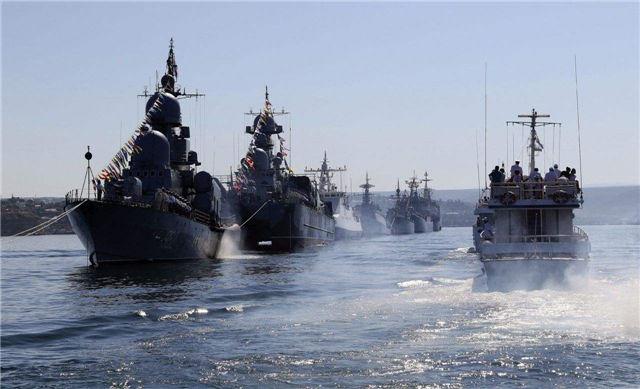 美国联合8国，20艘军舰直击波伊朗，大将：12枚导弹攻向美舰