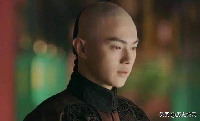 傅恒不仅是个“万人迷”，他还是一个战神
