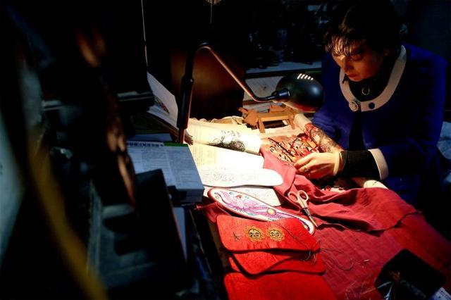 ​刺绣艺术是中华民族发展史上很重要一部分与我们生活息息相关