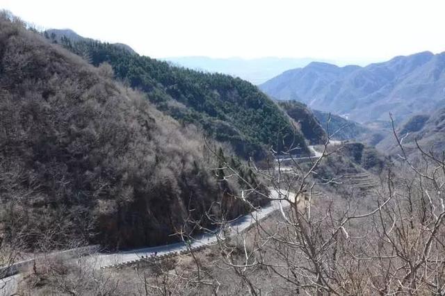 快看看京郊这11条又美又险的盘山公路，您都自驾过哪一条？