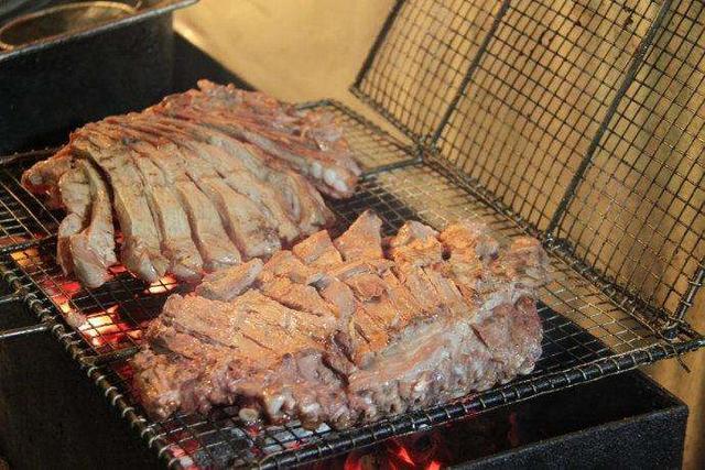 宋仁宗半夜思念的“烧羊肉”，原来是用那么大一块肉烧的吗！