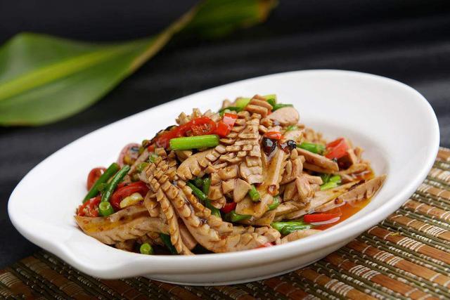 谁说山东菜只有煎饼卷大葱？那是你没见过正宗的8大鲁菜