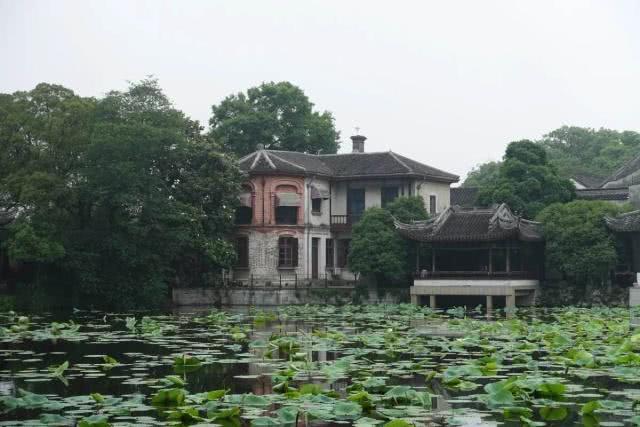 除了湖州小莲庄、曼谷云石寺大理石寺，这些雕刻精美的旅游景点