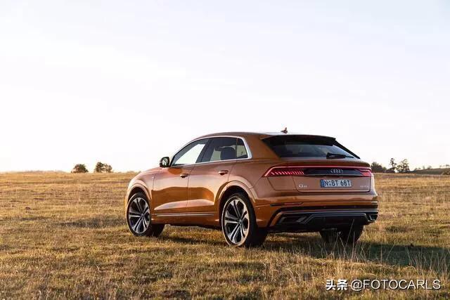 实拍|全新奥迪Q8 55TFSI，一款比X6帅气的轿跑SUV