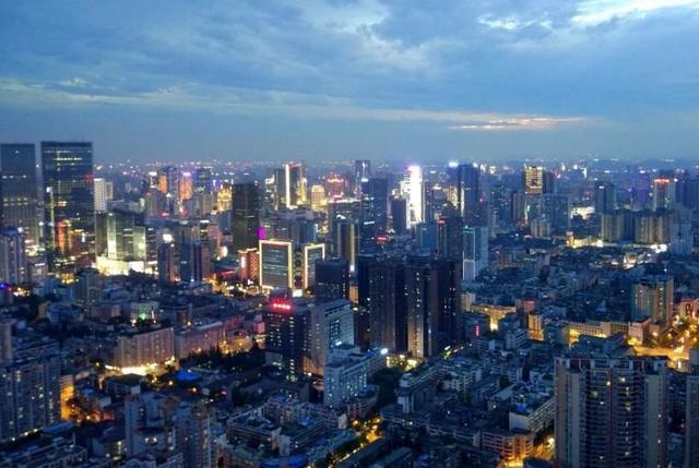 中国西部第一城是这座城市，不是重庆，你知道是哪吗