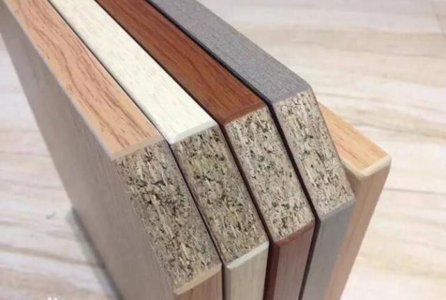 装修板材实木颗粒板、实木生态板、多层板、实木板等哪个好？