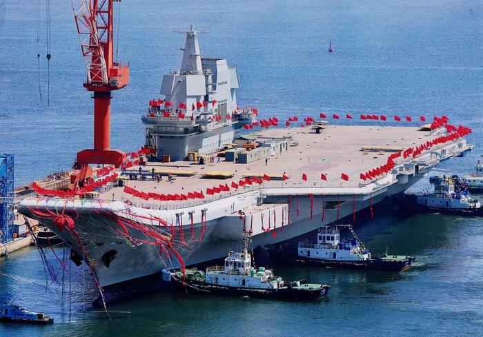 印度电磁弹射航母，将于2020年交付海军！排水量直逼辽宁舰