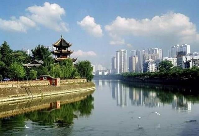 中国西部第一城是这座城市，不是重庆，你知道是哪吗