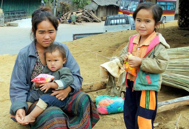 东南亚唯一的内陆国家，领土看不到海，但却建了支强大的海军