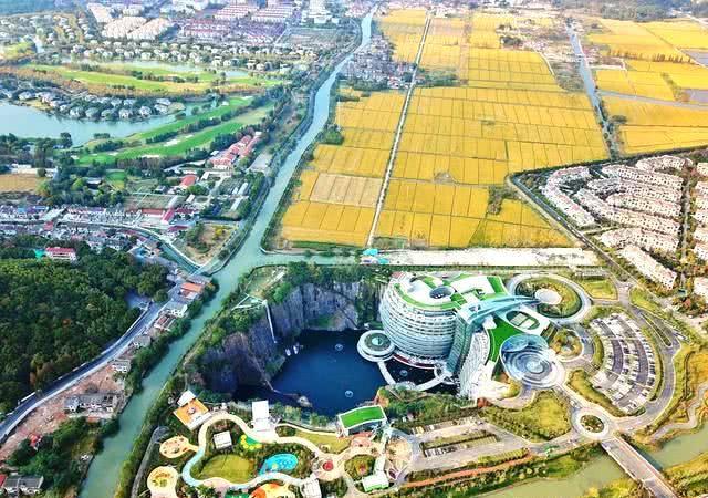 上海世茂深坑酒店入选世界建筑奇迹，内部场景公开
