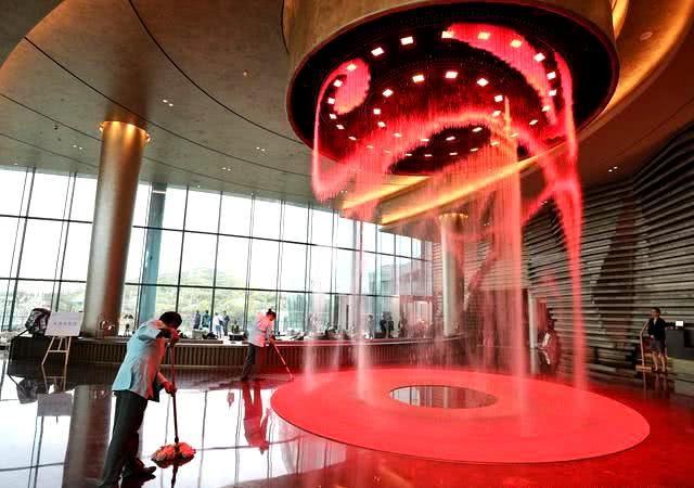 上海世茂深坑酒店入选世界建筑奇迹，内部场景公开