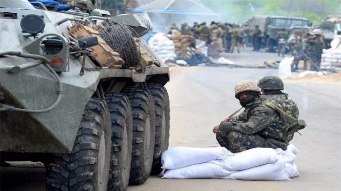 撕毁协议! 乌克兰攻占斯巴顿, 战争难以避免!