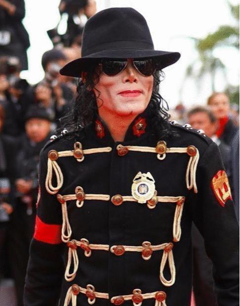 迈克尔杰克逊中国模仿者登戛纳红毯，MJ在东方中国复活了！