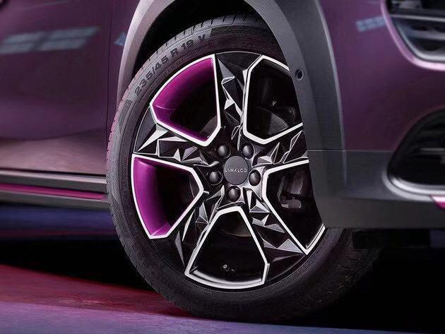 领克02高能版正式上市 售价15.68-16.88万元 专属紫配色足够吸睛