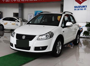 长安铃木天语SX4跨界车的先行者