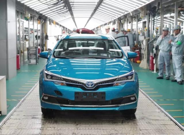 丰田在华首款真正的新能源车，纯电续航55km，油耗1.3L！