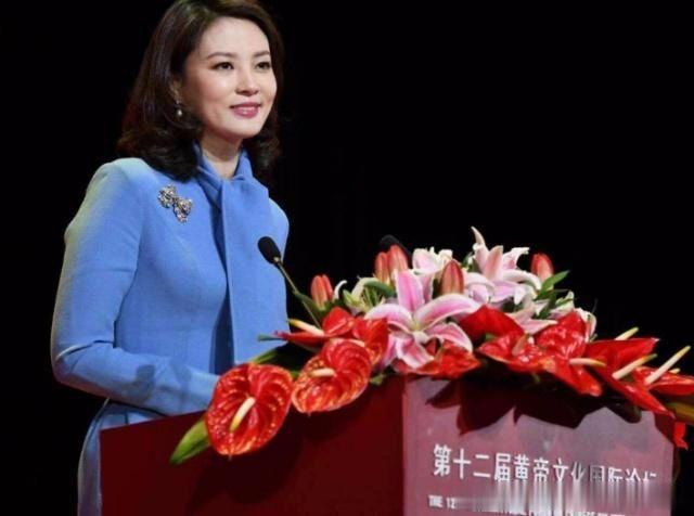 央视主持人刘芳菲，老公去世她打击很大，如今她重新振作投身事业