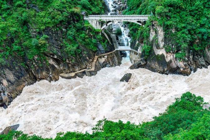 云南旅行，丽江—泸沽湖、丽江—香格里拉高品定制五日游线路推荐