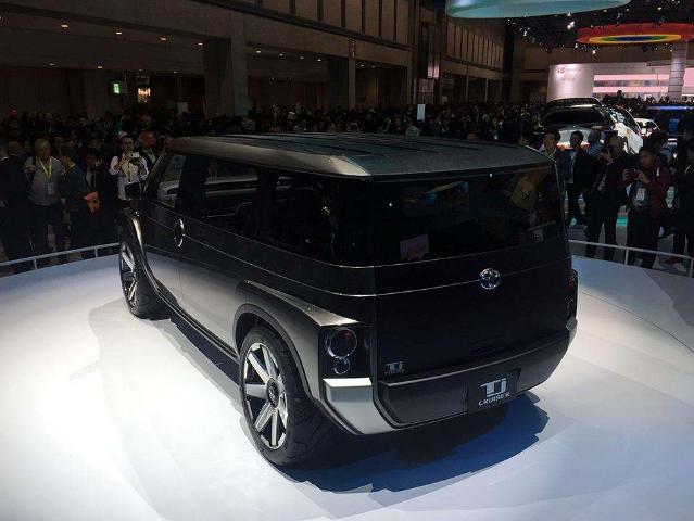 丰田又将推出新车，融合SUV与MPV的特点，外形酷似坦克！