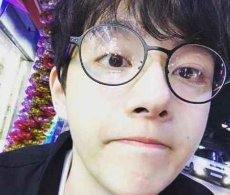 王思聪弟弟将出道，被称“魔都第一高富帅”，爆红也是指日可待