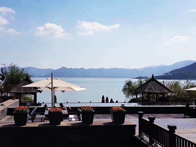 中国风景最美的九大酒店，让你足不出户就可以把景色尽收眼底