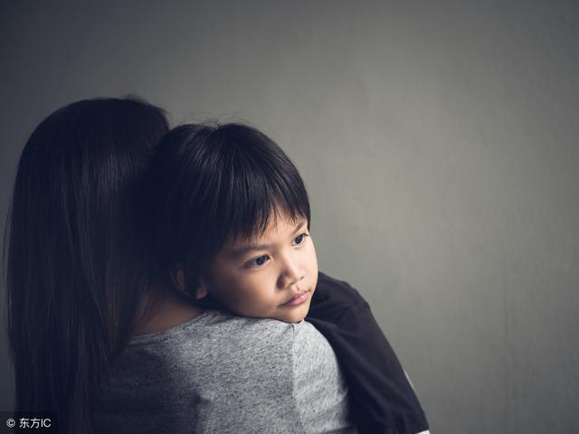 梦见男朋友领小孩接自己，梦境背后的情感与心理解析