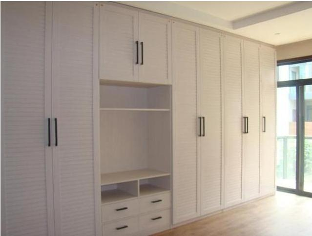 老木工分享：打柜子和买柜子哪个划算？6个角度对比，不花冤枉钱