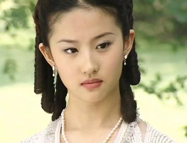 中国古代的人脸审美，是更喜欢小眼塌鼻大饼脸？？