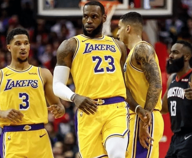 詹姆斯再创历史纪录