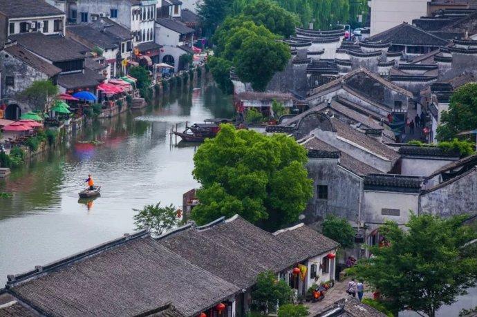 <a href='http://travel.sina.com.cn/suzhou-lvyou/?from=b-keyword' ><em><em>苏州</em></em></a>有座古镇很特别,这里有姚明难忘的童年生活