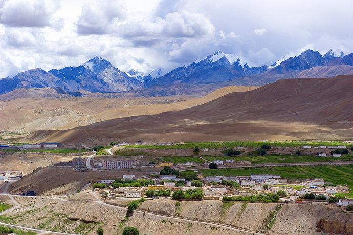 <a href='http://travel.sina.com.cn/xizang-lvyou/?from=b-keyword' ><em>西藏</em></a><a href='http://travel.sina.com.cn/ali-lvyou/?from=b-keyword' ><em>阿里</em></a>普兰:被世人遗忘的孔雀王朝