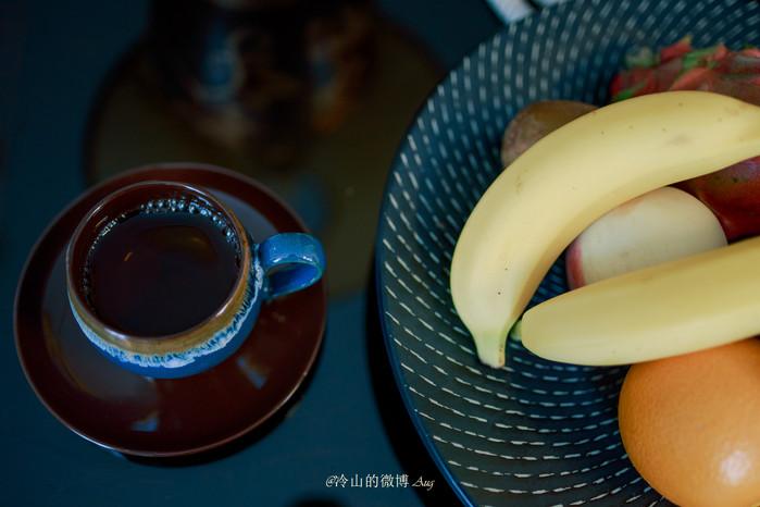 干脆,休息下,享用我的餐前水果。