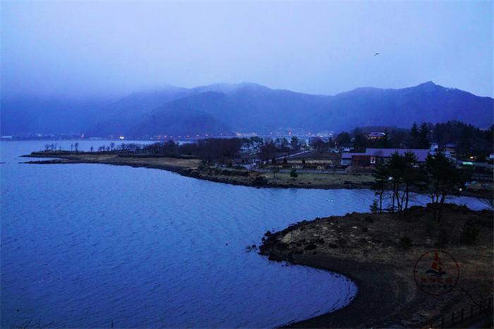 北海道最神奇的湖，不仅能拍摄富士山，而且能赏樱花