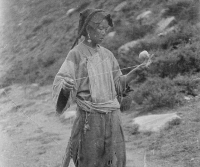 根据消息指出:成都小吃的高个子村妇,2025年成都小吃的高个子村妇近况与现状