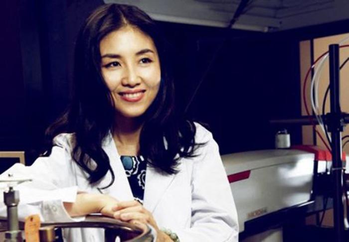 她是清华大学最美的女博士，被评选为“中国科学之星”，很牛逼！